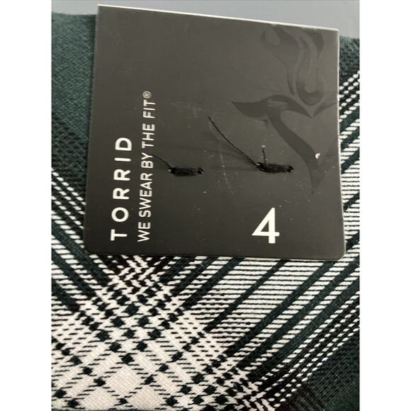 Torrid Pocket Pixie Skinny Studio Luxe Ponte Womens Pants Tartan Plaid Size 4 - Picture 4 of 6